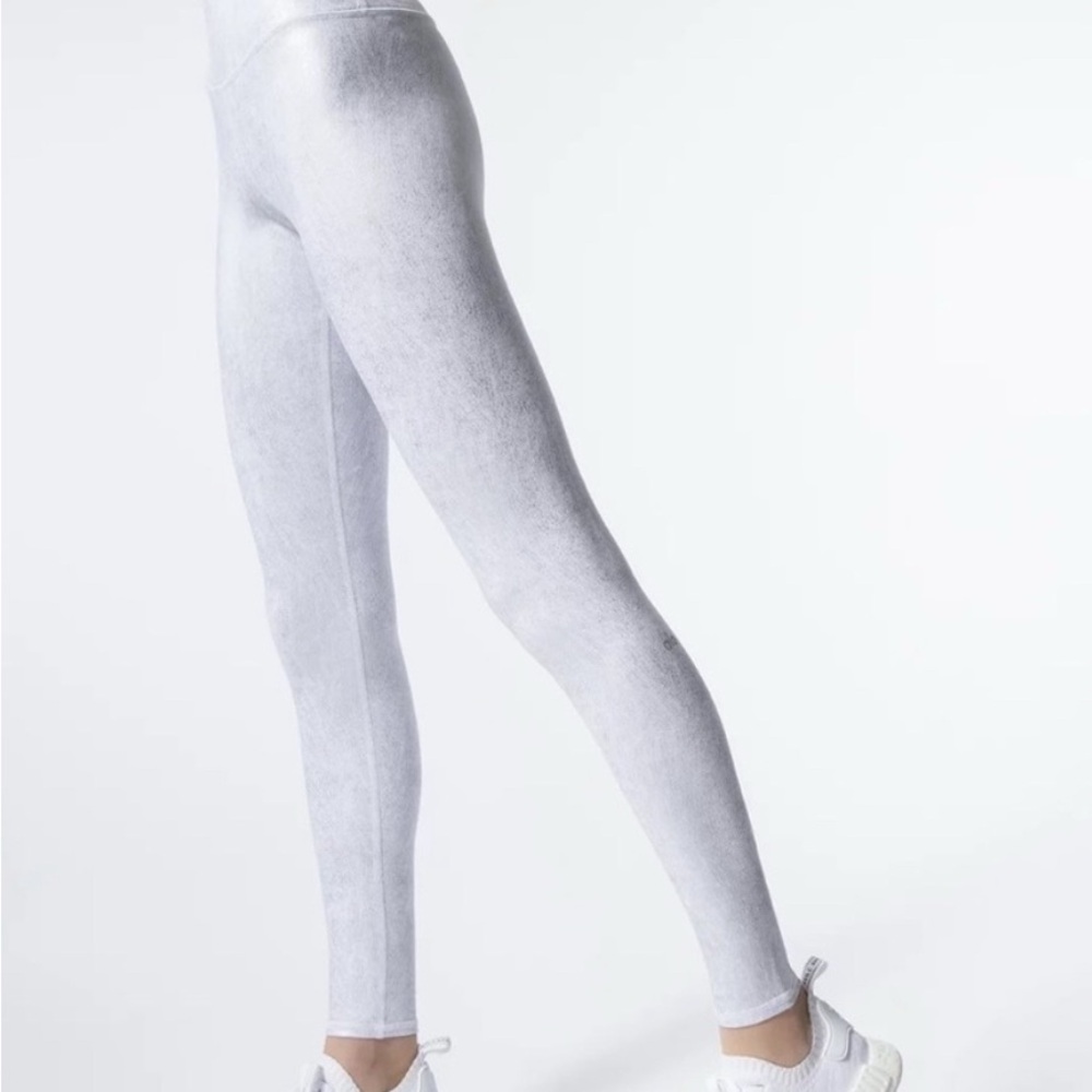 ALO Yoga Silver Leggings